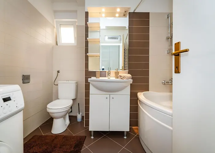 Relja Legacy * Zára